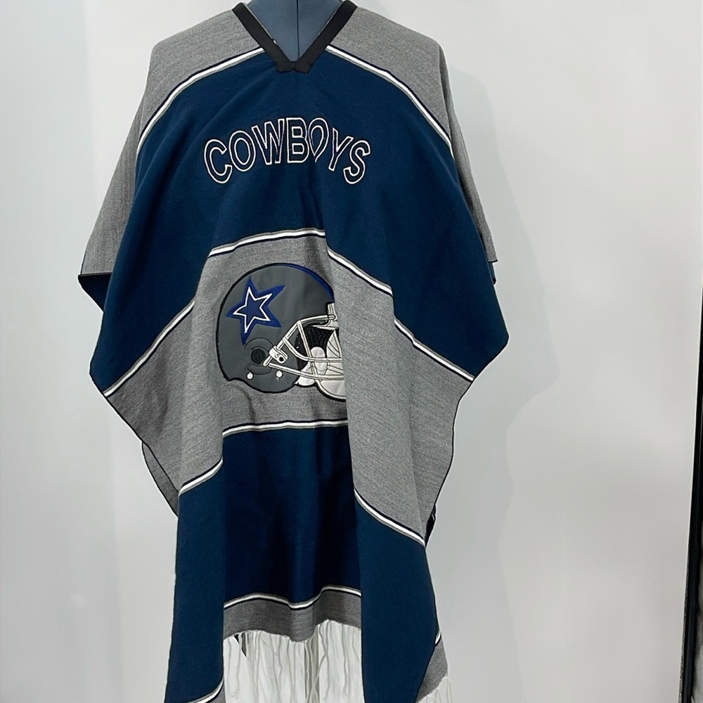 DALLAS COWBOYS PONCHO , UNISEX , ONE SIZE